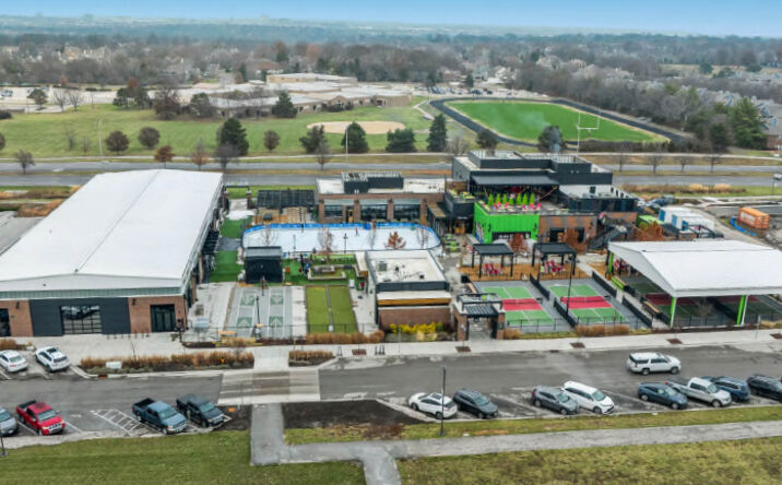 Pictures of Retail property located at 5901 W 135th St, Overland Park, KS 66223 for sales - image #1