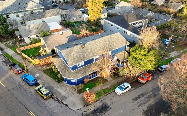 Pictures of Mixed Use, Multifamily property located at 4350 SE Milwaukie Ave, Portland, OR 97202 for sales - image #1