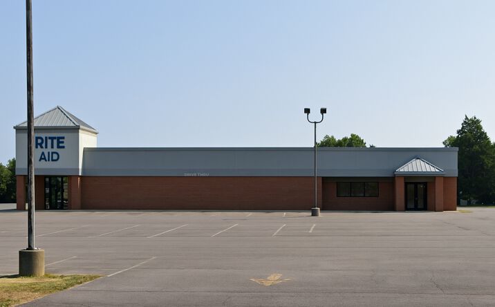 Pictures of Retail property located at 4407 Military Rd, Niagara Falls, NY 14305 for sales - image #1