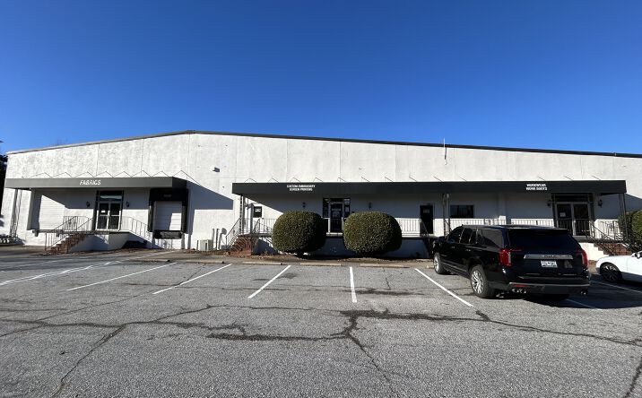 Pictures of Industrial, Mixed Use property located at 825 Old Airport Rd, Greenville, SC 29607 for sales - image #1