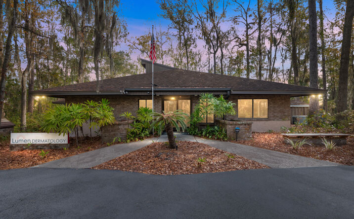Pictures of Office property located at 2750 SE 17th St, Ocala, FL 34471 for sales - image #1