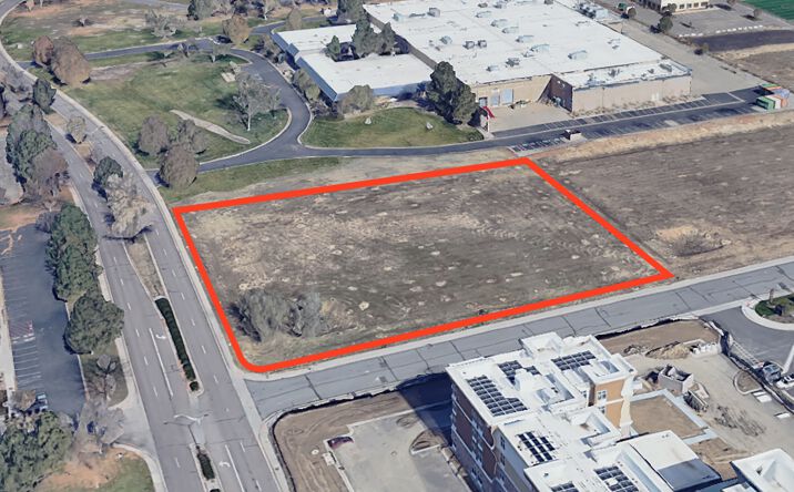 Pictures of Land property located at 12196 Grant Cir, Thornton, CO 80241 for sales - image #1