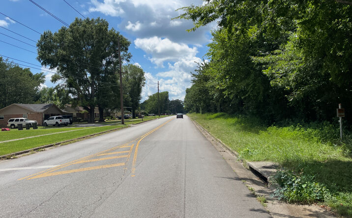 Pictures of Land property located at 2000 8th St SW, Decatur, AL 35601, 2038 8th St SW, Decatur, AL 35601 for sales - image #1