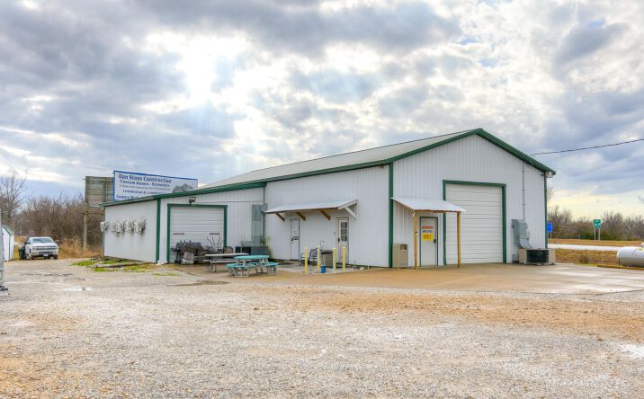 Pictures of Industrial property located at 12619 Nettle Dr, Neosho, MO 64850 for sales - image #1