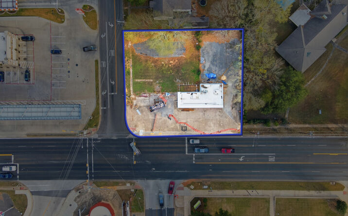 Pictures of Land, Retail property located at 1000 S Henderson Blvd, Kilgore, TX 75662 for sales - image #1