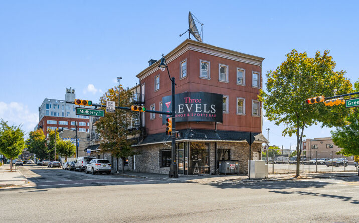 Pictures of Mixed Use, Multifamily, Retail property located at 218 Mulberry St, Newark, NJ 07102 for sales - image #1