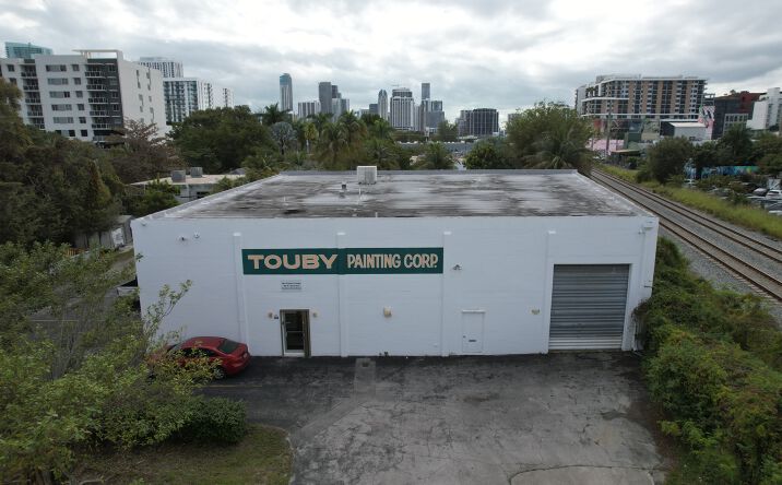 Pictures of Industrial property located at 100 NE 26th St, Miami, FL 33137 for sales - image #1