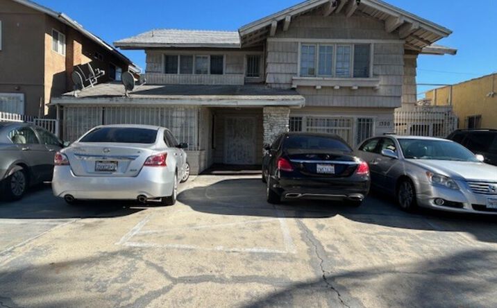Pictures of Multifamily property located at 1320 Crenshaw Blvd, Los Angeles, CA 90019 for sales - image #1