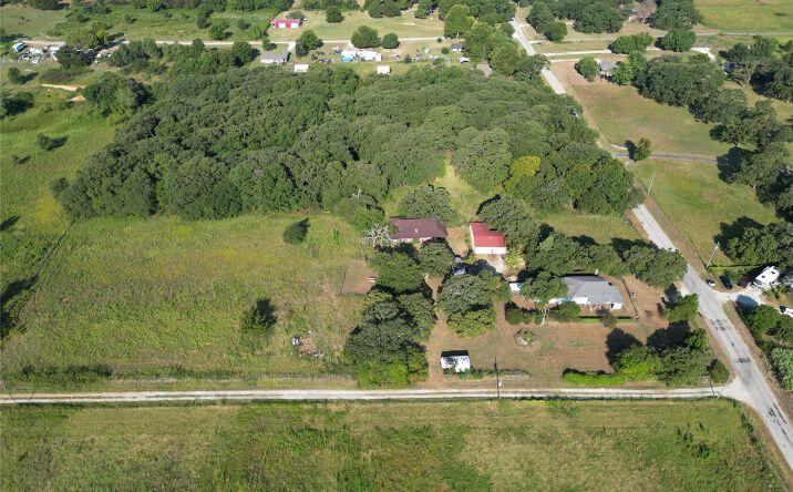 Pictures of Land property located at County Road 1600, Stonewall, OK 74871 for sales - image #1