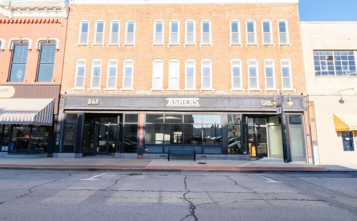 Pictures of Retail, Mixed Use property located at 353 COURT Street, Pekin, IL 61554 for sales - image #1