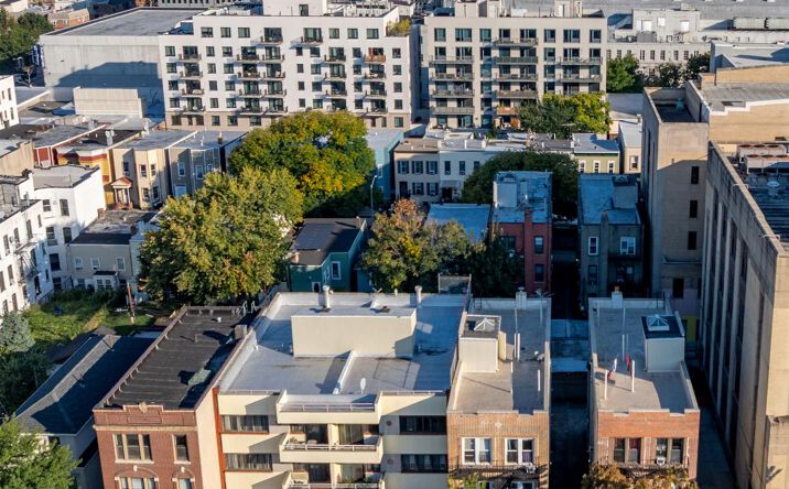 Pictures of Multifamily property located at 34-35 33rd Street, New York, NY 11106 for sales - image #1