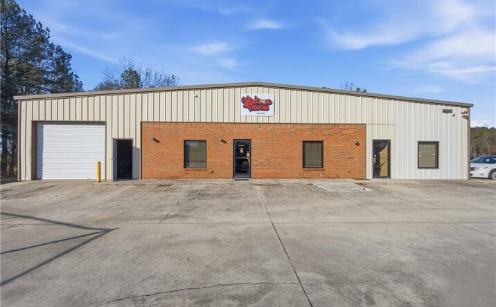 Pictures of Mixed Use, Special Purpose, Office, Industrial property located at 5727 Palazzo Way, Douglasville, GA 30134 for sales - image #1