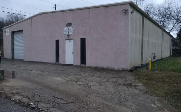 Pictures of Business for Sale, Office property located at 404 Club House Drive, Stone Mountain, GA 30083 for sales - image #1