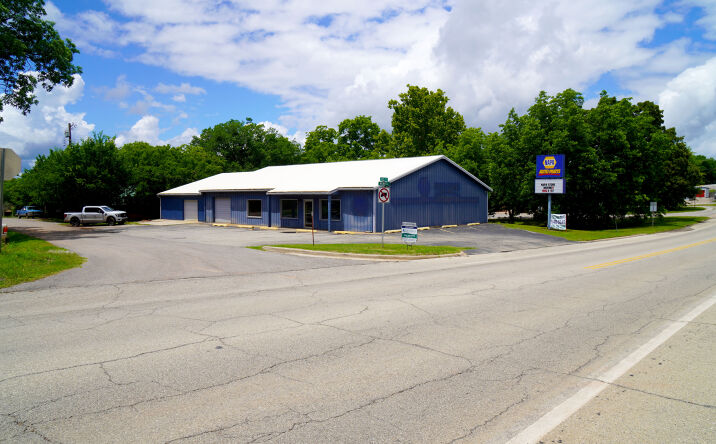 Pictures of Mixed Use, Office, Retail property located at 106 W 3rd St, Chandler, OK 74834 for sales - image #1