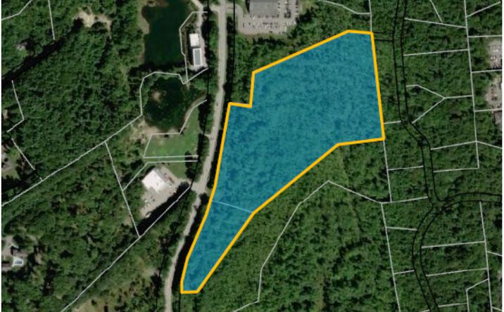 Pictures of Land property located at 29 Haigis Pkwy, Scarborough, ME 04074 for sales - image #1