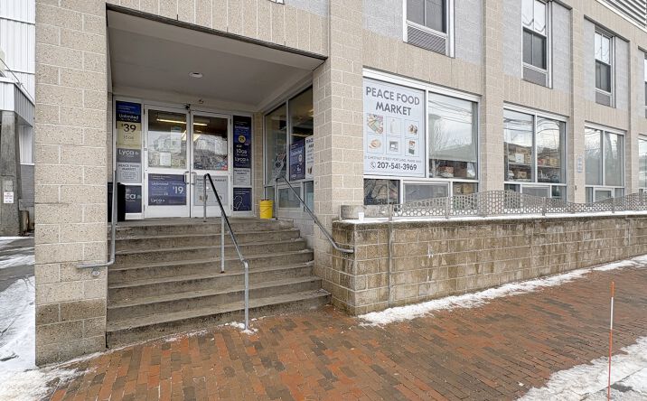 Pictures of Retail property located at 21 Chestnut St, Portland, ME 04101 for sales - image #1