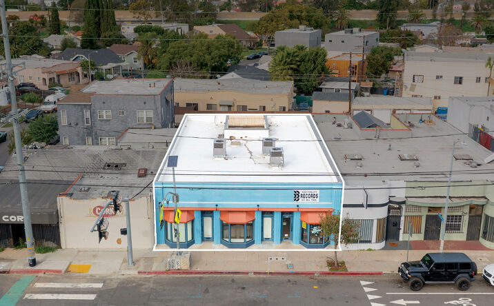 Pictures of Retail property located at 4765 W Adams Blvd, Los Angeles, CA 90016 for sales - image #1