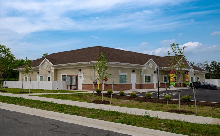 Pictures of Retail, Special Purpose property located at 43020 Eastern Kingbird Plaza, Ashburn, VA 20147 for sales - image #1