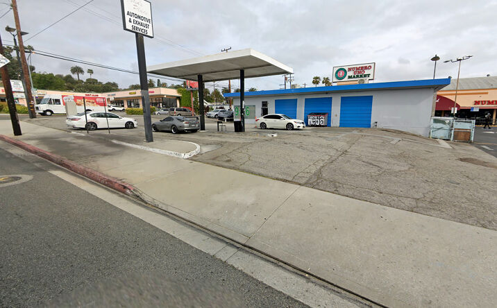 Pictures of Retail property located at 986 W 1st St, San Pedro, CA 90731 for sales - image #1