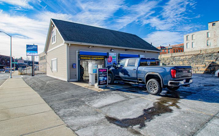 image of property at 235 SOUTHBRIDGE ST Worcester MA 01608-2045