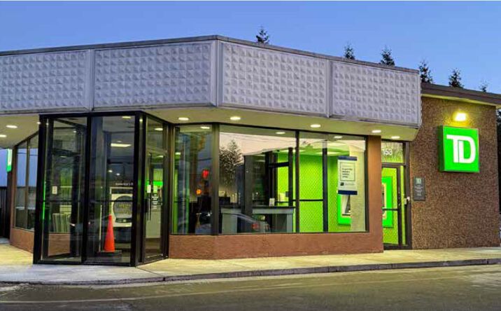 Pictures of Retail property located at 153 Meadow St, Chicopee, MA 01013 for sales - image #1