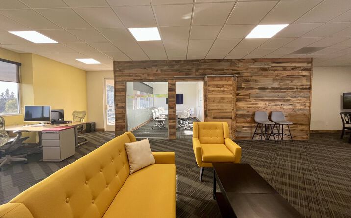 Pictures of Office property located at 5830 Oberlin Dr, San Diego, CA 92121 for sales - image #1