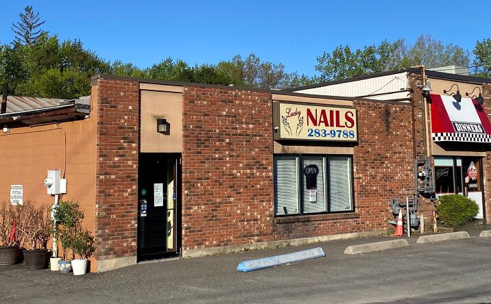 Pictures of Mixed Use property located at 174 Main Ave, Wynantskill, NY 12198 for sales - image #1