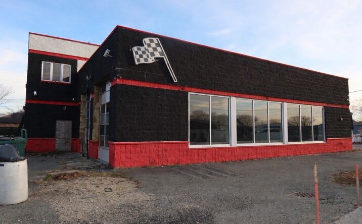 Pictures of Retail property located at 693 Peninsula Boulevard, Hempstead, NY 11550 for sales - image #1