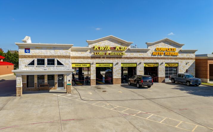 Pictures of Retail property located at 6308 Preston Rd, Plano, TX 75024 for sales - image #1