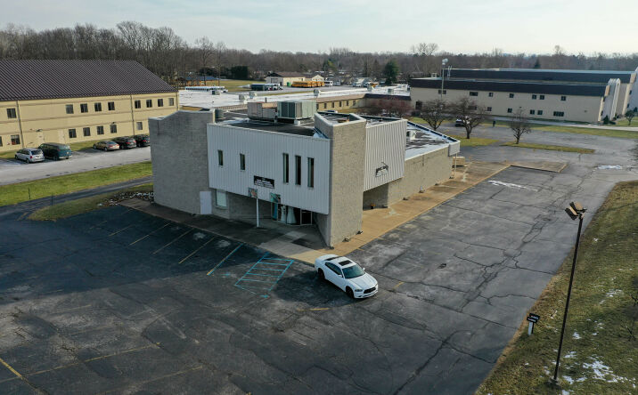 Pictures of Office, Retail property located at 6560 Lewis Ave., Temperance, MI 43607 for sales - image #1