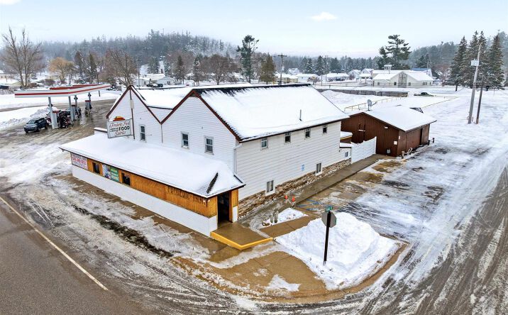Pictures of Retail, Hospitality property located at 6516 N Old 27, Frederic, MI 49733 for sales - image #1