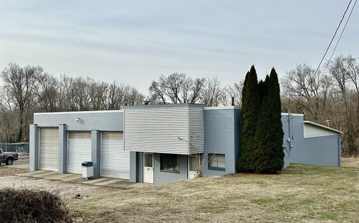 Pictures of Industrial, Retail, Office property located at 435 S HILLSDALE Avenue, Peoria, IL 61604 for sales - image #1