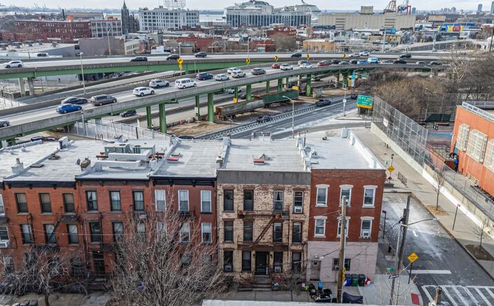 Pictures of Multifamily property located at 656 Henry Street, New York, NY 11231 for sales - image #1