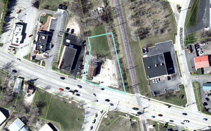Pictures of Land property located at 4104 W Elm Street, McHenry, IL 60050 for sales - image #1