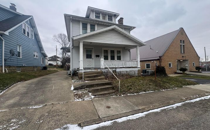 Pictures of Multifamily property located at 330 Park Street, Lancaster, OH 43130 for sales - image #1
