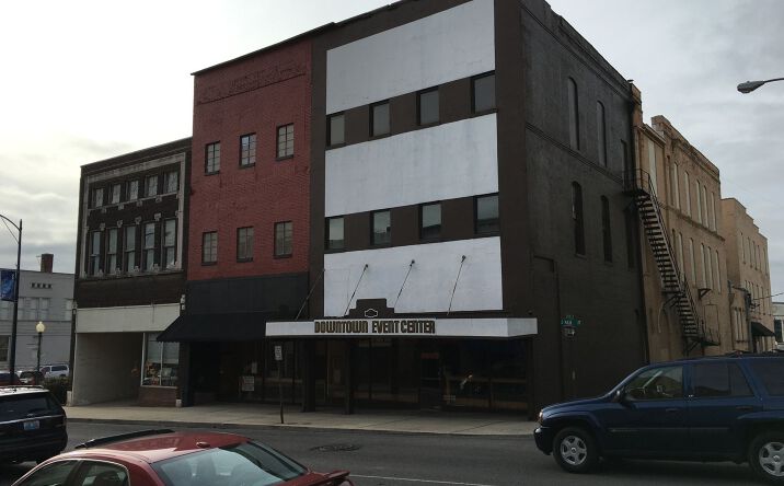 Pictures of Retail, Office, Mixed Use property located at 801-803 S. Main St, Hopkinsville, KY 42240 for sales - image #1