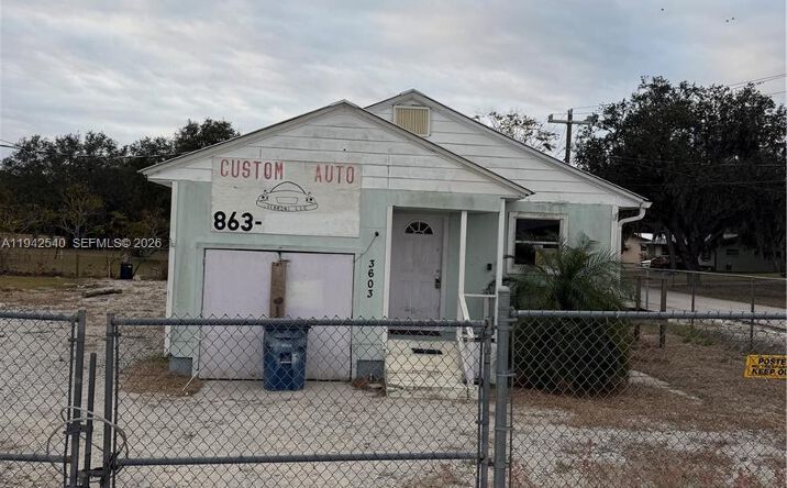 Pictures of Retail property located at 3603 Kenilworth Blvd, Sebring, FL 33870 for sales - image #1