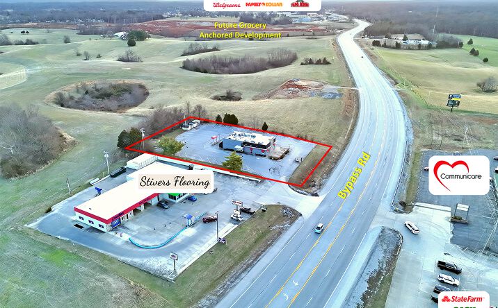 Pictures of Retail property located at 2030 Bypass Rd, Brandenburg, KY 40108 for sales - image #1