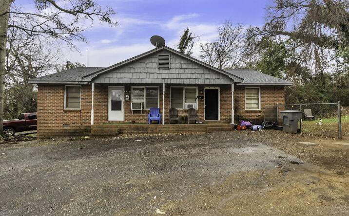 Pictures of Multifamily property located at 425 Arch St, Spartanburg, SC 29301, 666 S Liberty St, Spartanburg, SC 29306 for sales - image #1