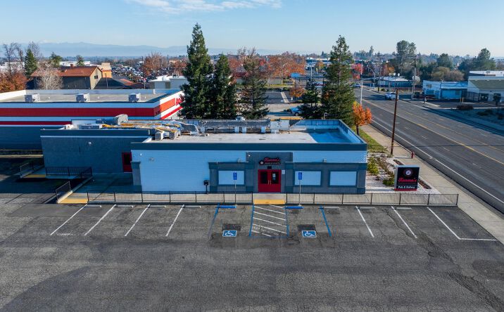Pictures of Retail property located at 329 Lake Blvd, Redding, CA 96003 for sales - image #1