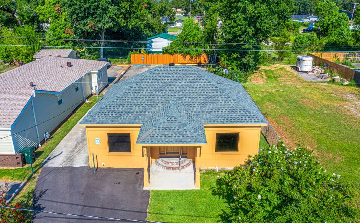 Pictures of Mixed Use, Office property located at 3615 Kirkman St, Lake Charles, LA 70607 for sales - image #1