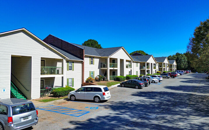 Pictures of Multifamily property located at 390 Old Mill Rd, Cartersville, GA 30120 for sales - image #1