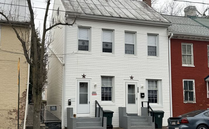 Pictures of Multifamily property located at 226 S Potomac St, Hagerstown, MD 21740 for sales - image #1