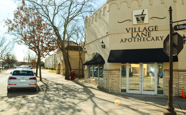 Pictures of Retail property located at 60 Village Ln, Colleyville, TX 76034 for sales - image #1