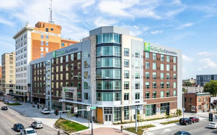 Pictures of Hospitality property located at 905 O St, Lincoln, NE 68508 for sales - image #1