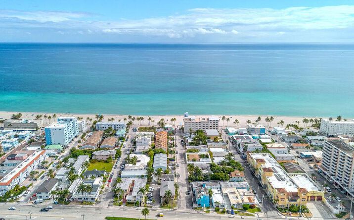 Pictures of Land property located at 334 Oregon Street, Hollywood, FL 33019 for sales - image #1