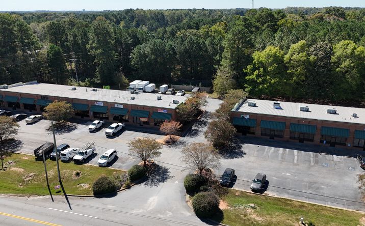 Pictures of Industrial, Retail property located at 116 Palmetto Rd, Tyrone, GA 30290 for sales - image #1
