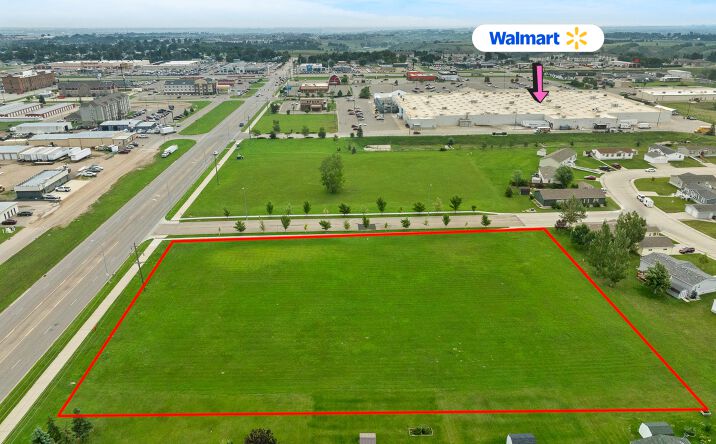 Pictures of Land property located at SW Corner Of 7th St. SW & 37th Ave SW, Minot, ND 58701 for sales - image #1