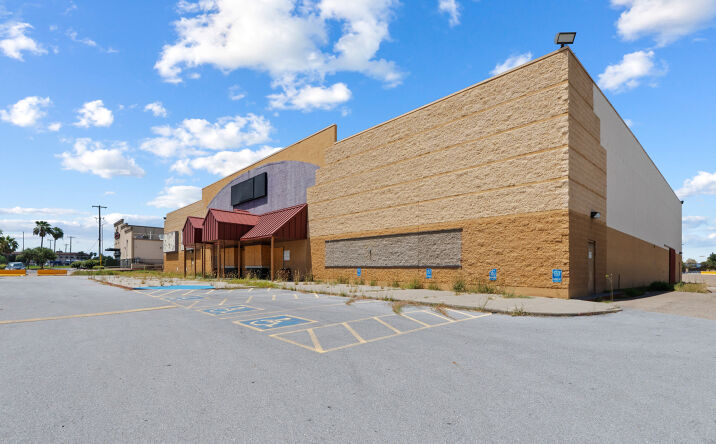 Pictures of Retail property located at 3471 Old Highway 77, Brownsville, TX 78520 for sales - image #1