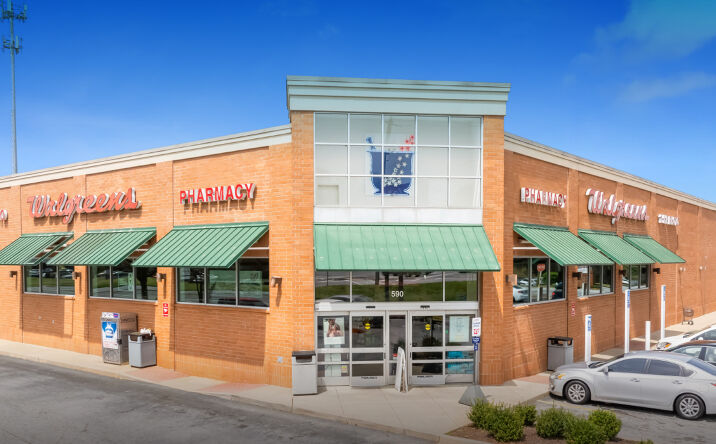 Pictures of Retail property located at 590 Thornton Rd, Lithia Springs, GA 30122 for sales - image #1